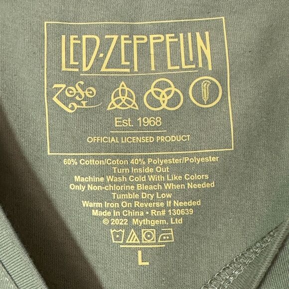 Led Zeppelin The World Remains The Same World Tour - Picture 2 of 9
